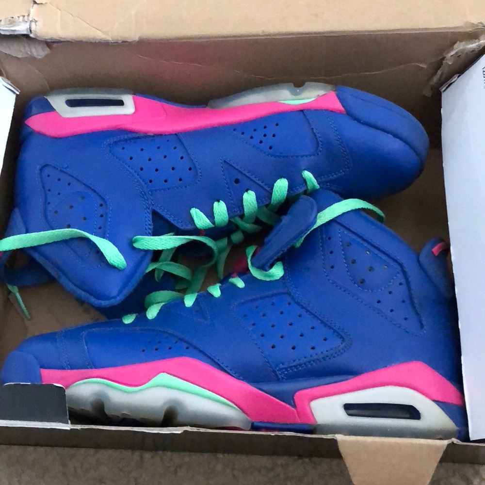 Air Jordan 6s *RETRO